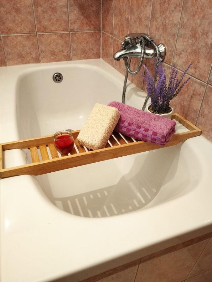Apartmani Bilic Dugi Rat Buitenkant foto