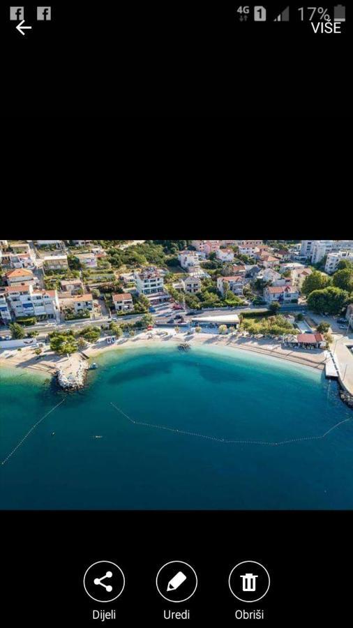 Apartmani Bilic Dugi Rat Buitenkant foto
