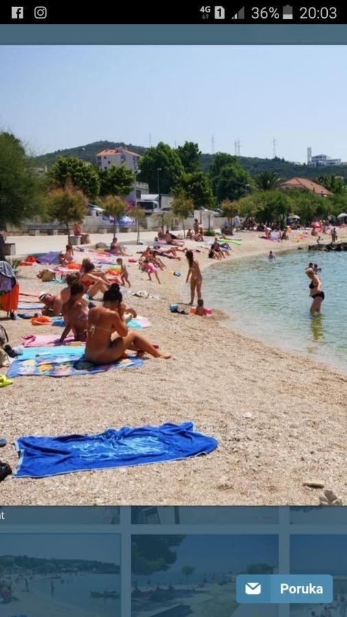 Apartmani Bilic Dugi Rat Buitenkant foto